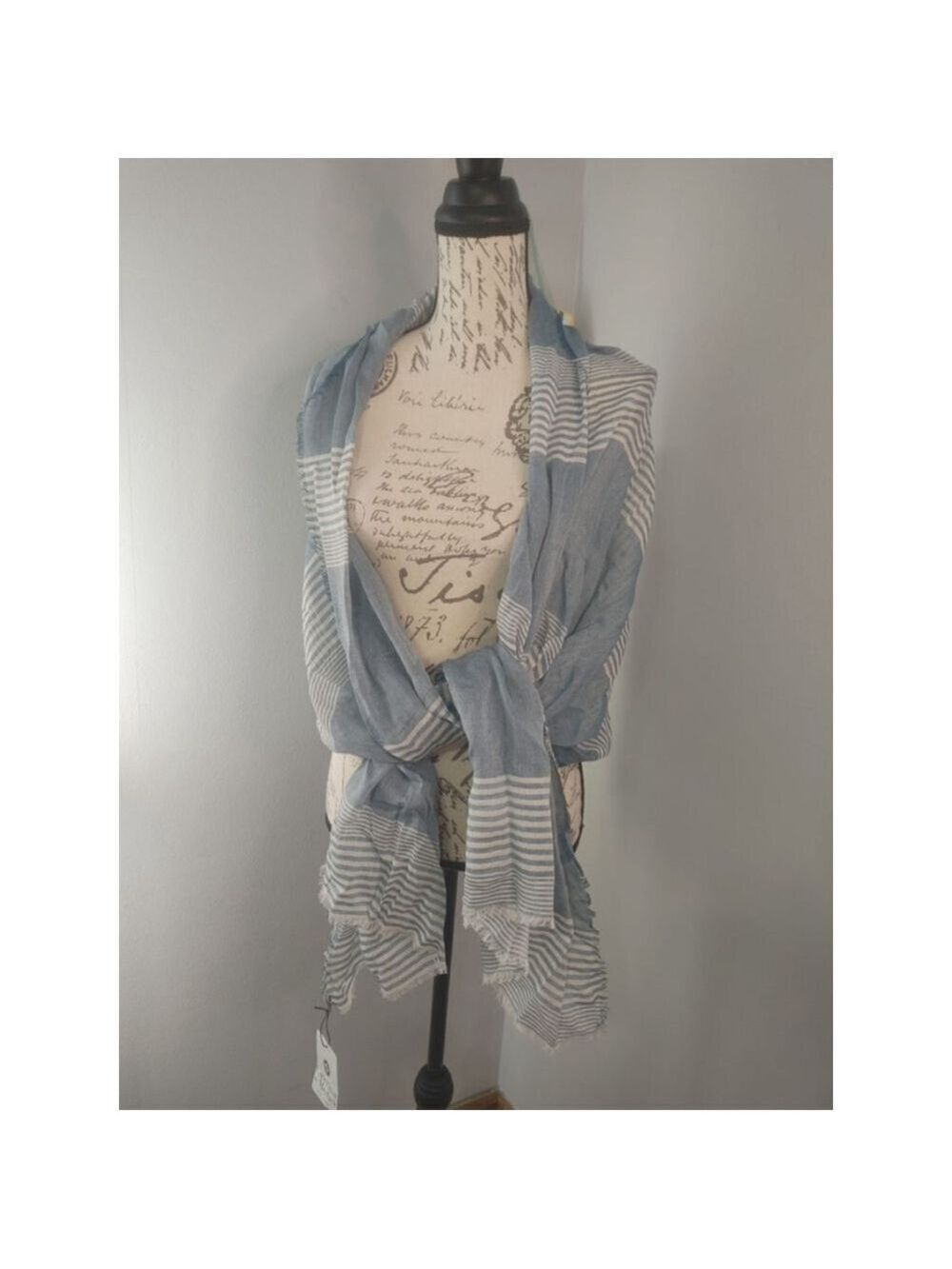 Women's Caterina de' Medici Scarf One Size Blue White Striped (76" long)